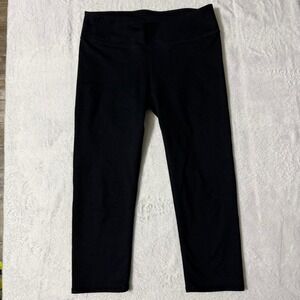 Fabletics Cropped Leggings Womens Small Black Athletic Capris Yoga Workout Gym